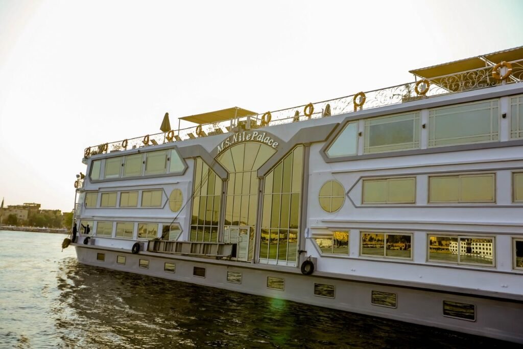 Boat-Exterior-Nile-Palace-7-1-1024×683