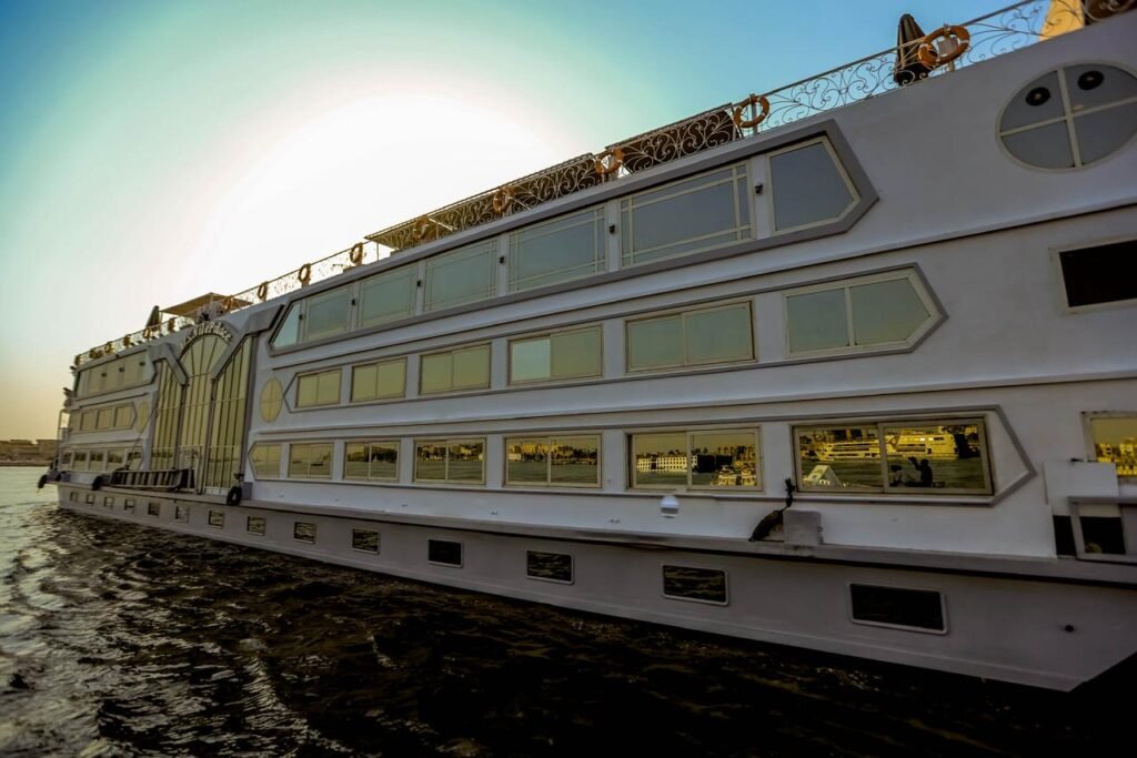 Boat-Exterior-Nile-Palace-8-1024×683