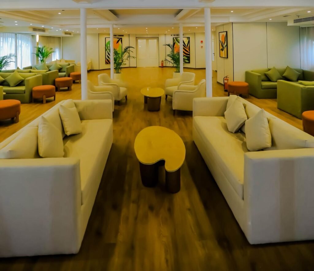 Nile-Palace-Bar-4-1024×886