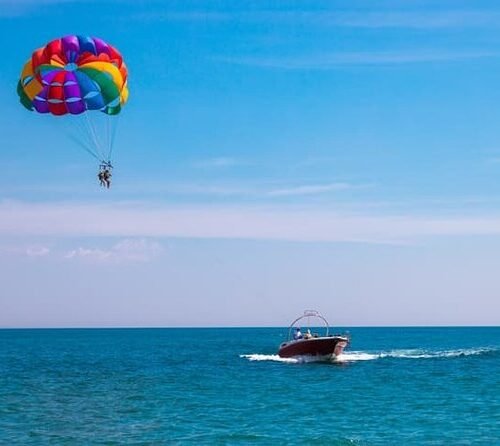 hurghada-amazing-parasailing