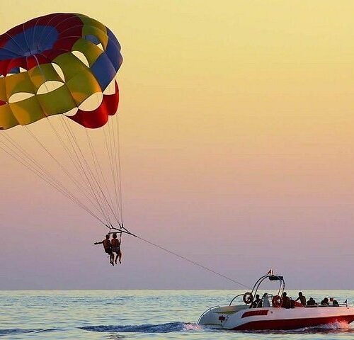 hurghada-trip-parasailing