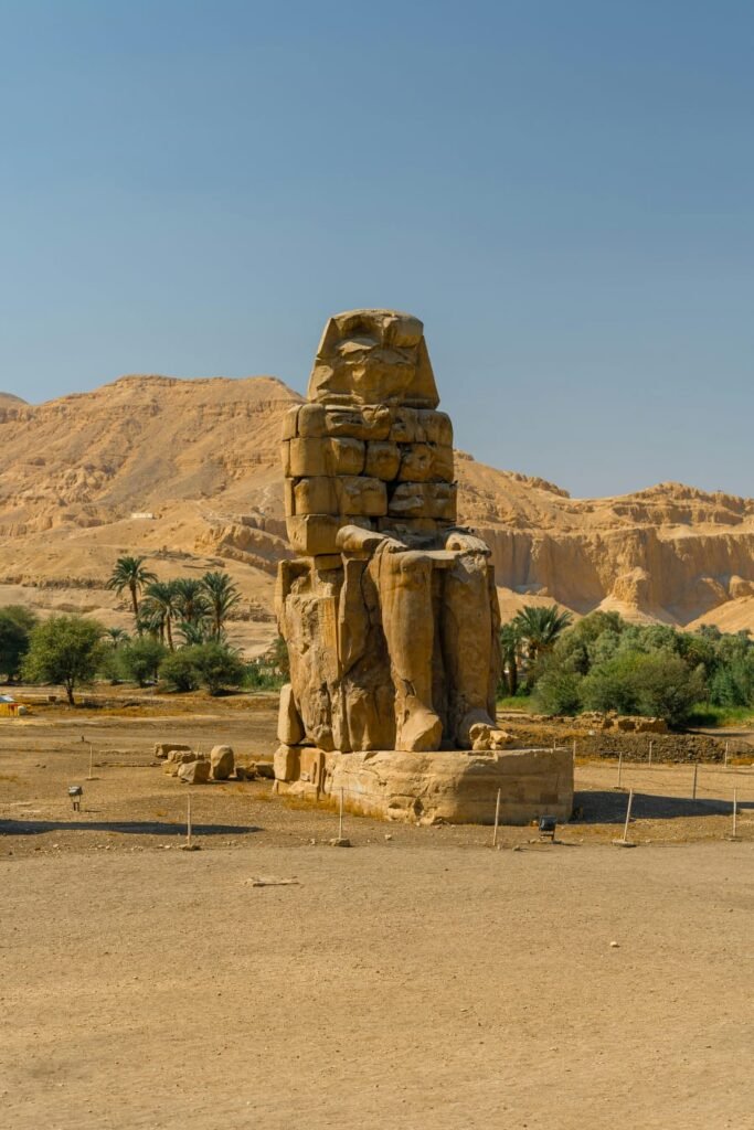 colossi of memnon