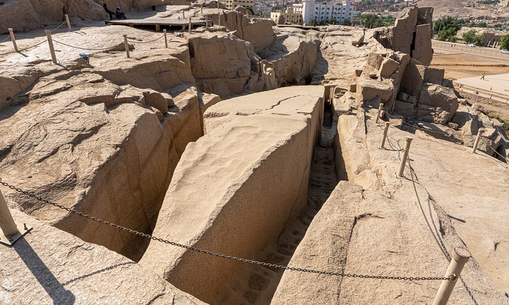 The Unfinished Obelisk Facts | Unfinished Obelisk History | Egyptian Obelisk