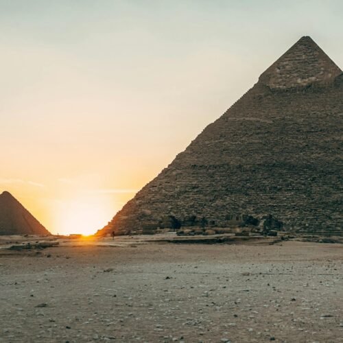 pyramids of giza