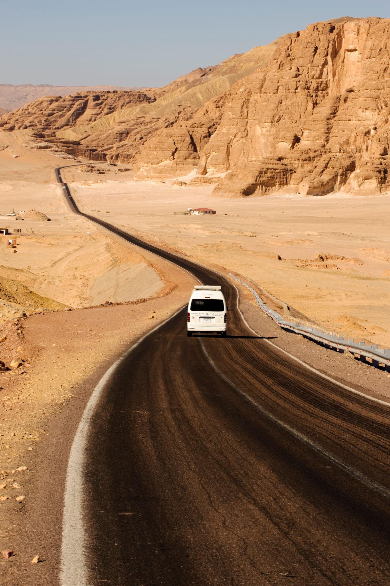 Private Transfer from Luxor to Hurghada | Comfortable & Reliable 2 Private Transfer from Luxor to Hurghada | Comfortable & Reliable
