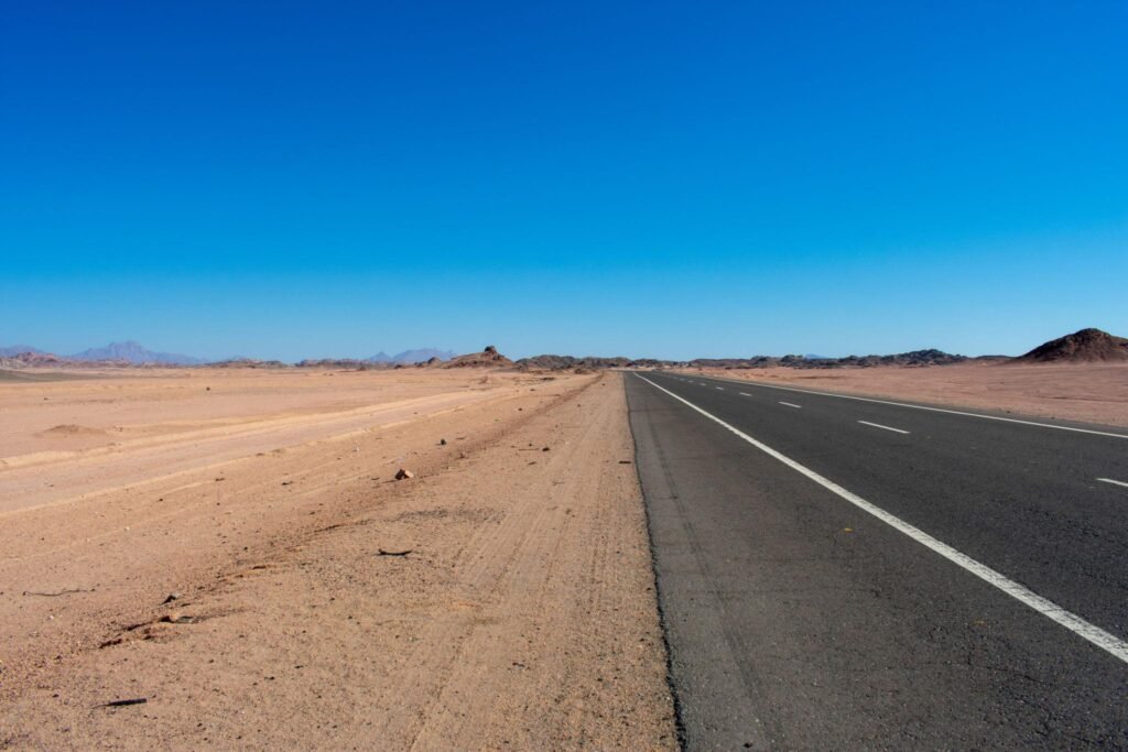 road of hurghada to luxor private transfer