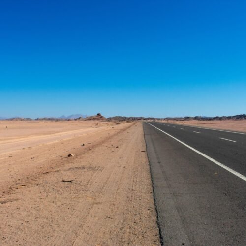 road of hurghada to luxor private transfer