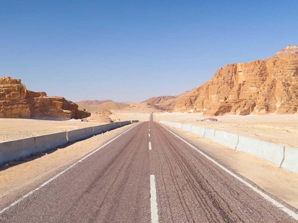 Transfer from Hurghada to Luxor on Road