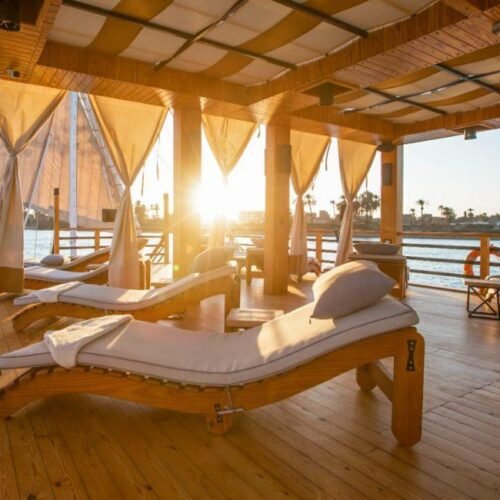 Nuut Dahabiya Nile Cruise