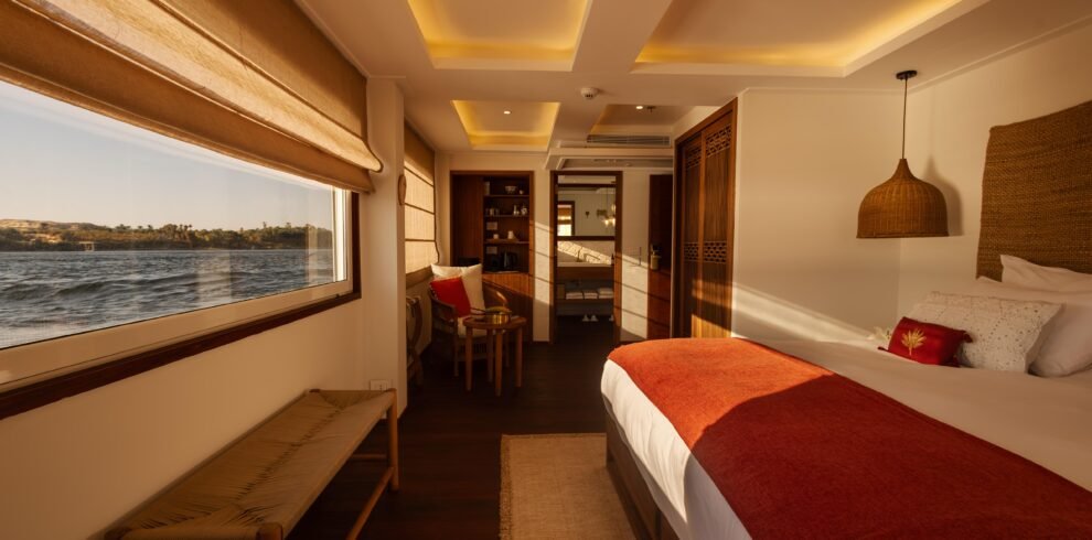 dahabiya nile cruise cabine view