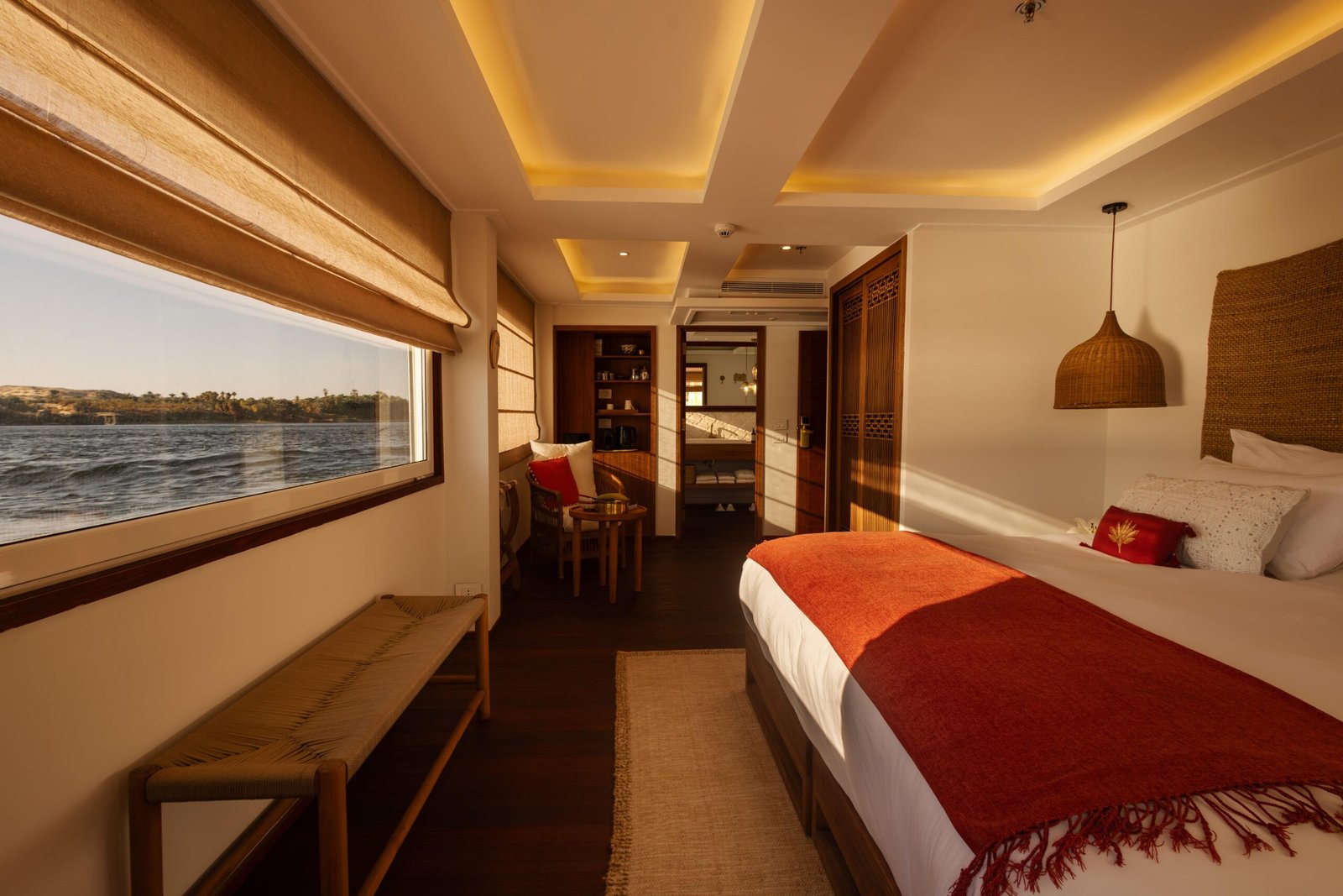 5 Day Dahabiya Nile Cruise from Luxor to Aswan | Luxury 4-Night Nile Journey